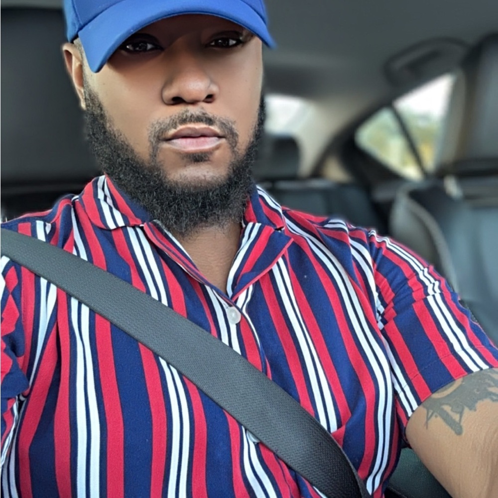 H&M Red and Blue Casual Button Down Shirt